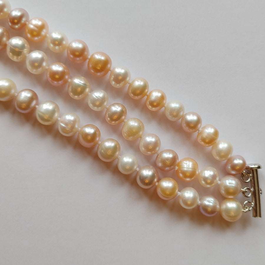 Cream & Peach Freshwater Pearl Bracelet