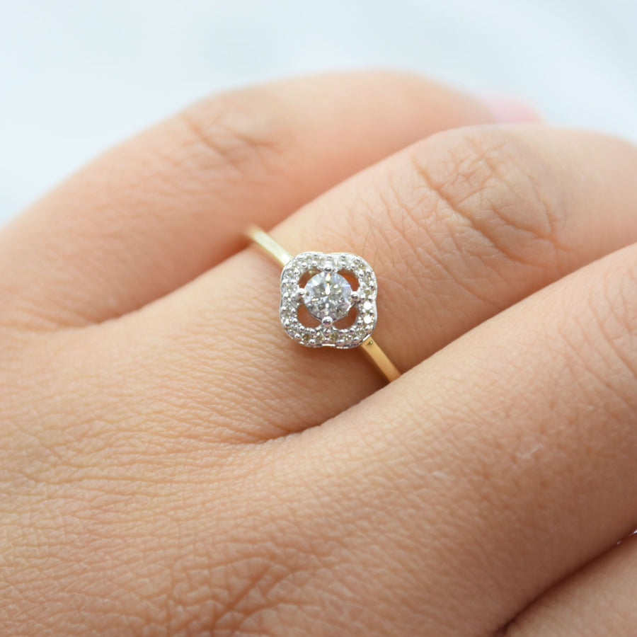 Clover Diamond Ring